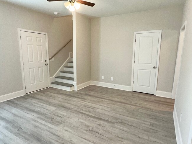 Building Photo - 2871A Jubilee Dr