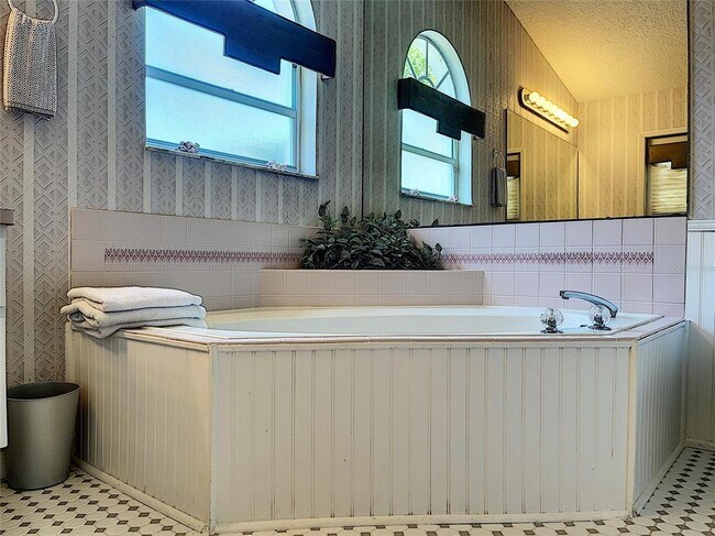 Building Photo - 9408 New Orleans Dr