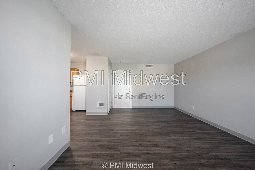 Building Photo - 1702 W Michigan St