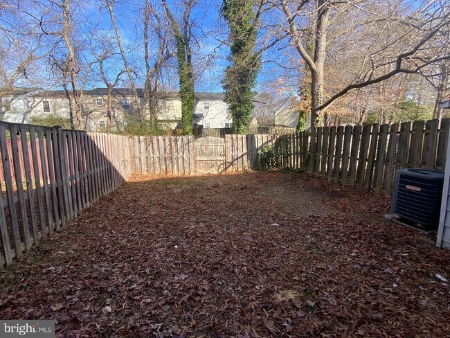 Building Photo - 2619 Rooks Head Pl