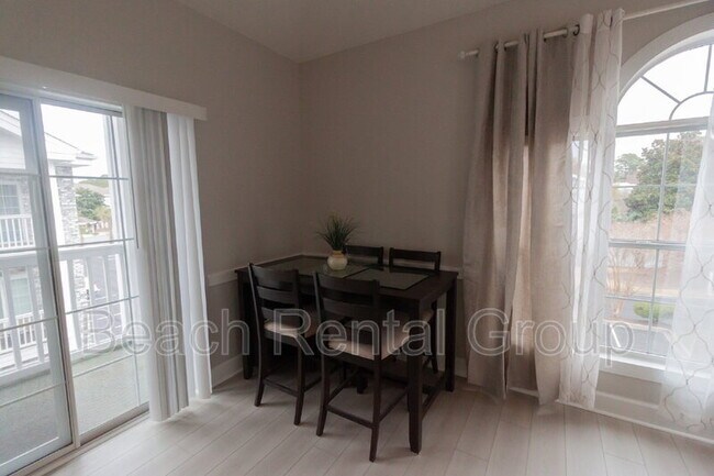 Building Photo - 4729 Wild Iris Dr