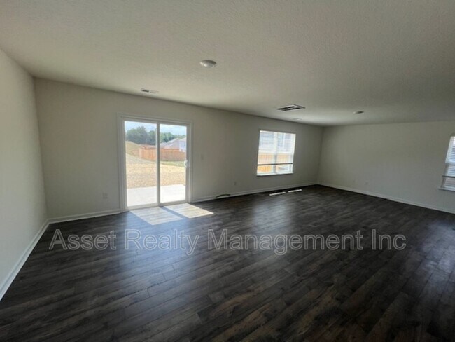 Building Photo - 3031 Nicole Cir