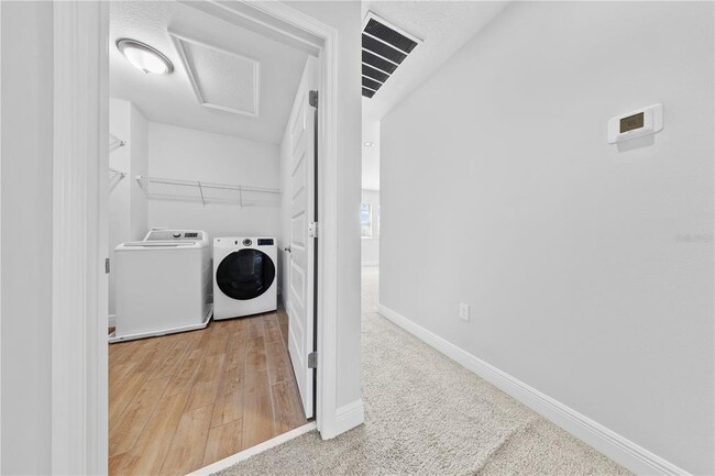 Building Photo - 15537 Mango Isle St