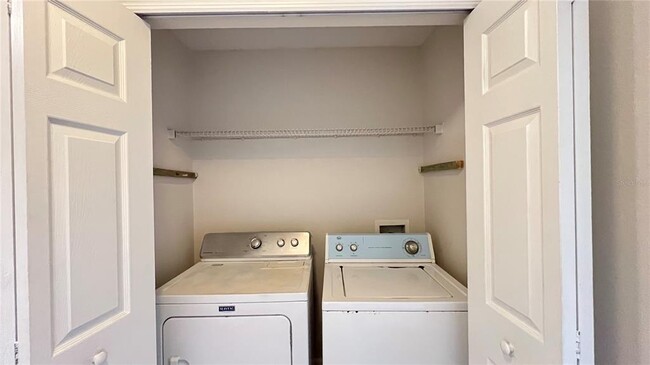 Building Photo - 5350 Paradise Cay Cir