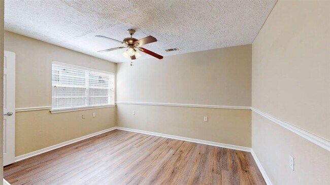 Building Photo - 1724 Boardwalk Ct