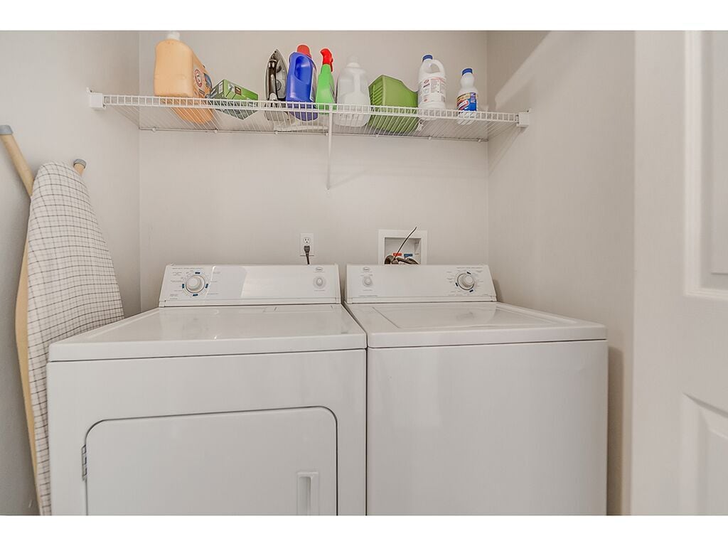 In unit Washer and Dryer - 543 N University Ave