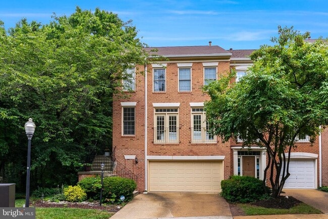 Building Photo - 11426 Summer House Ct