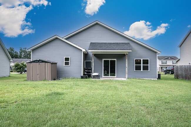 Building Photo - 238 Saratoga Ln