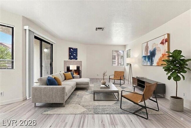 Building Photo - 5042 S Rainbow Blvd