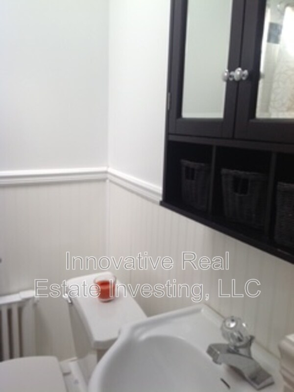 Building Photo - 4806 McKean Ave