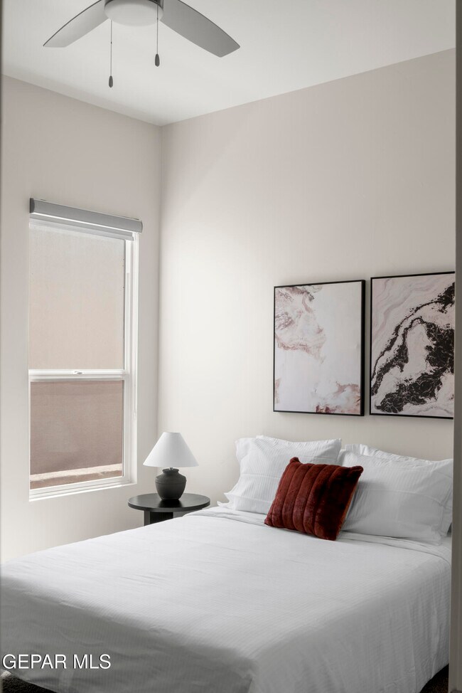 Building Photo - 828 Durham Wy