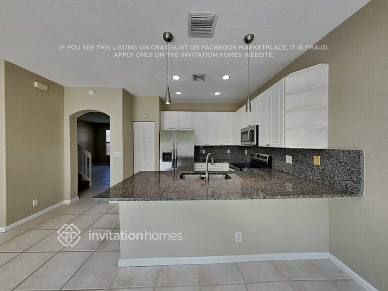 Building Photo - 4282 Lake Tahoe Cir