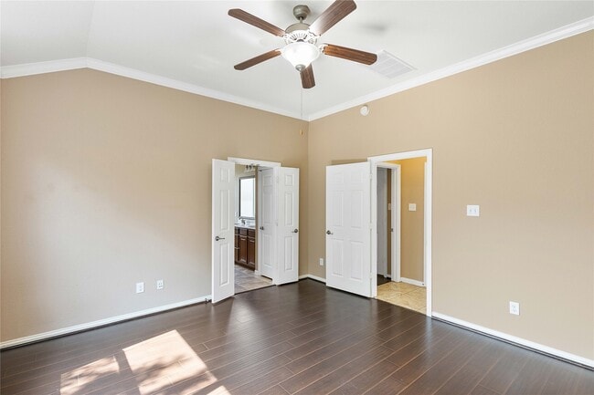 Building Photo - 13814 McKinney Creek Ln