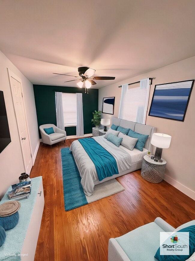 Building Photo - Updated - 3 bed 1.5 bath, with a detached garage