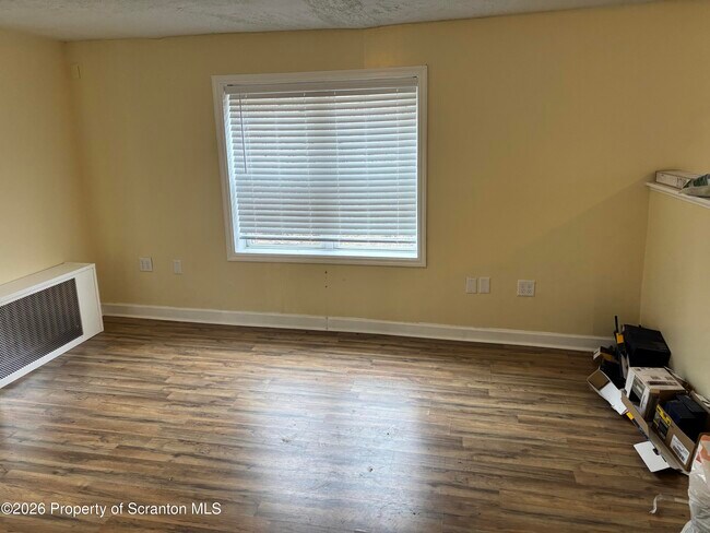 Building Photo - 316 John St