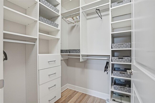 Building Photo - 3162 Moorings Dr S