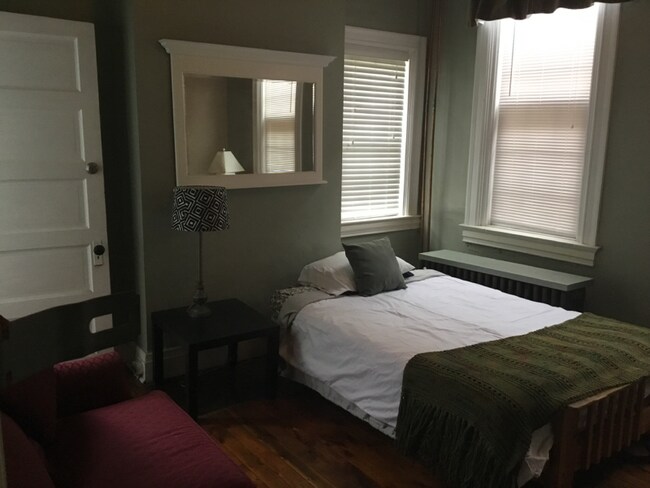 Building Photo - 5417 Butler St