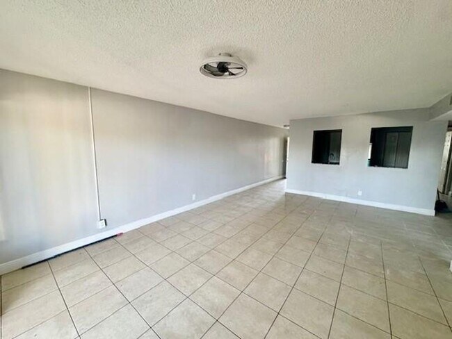 Building Photo - 5881 NW 16th Pl