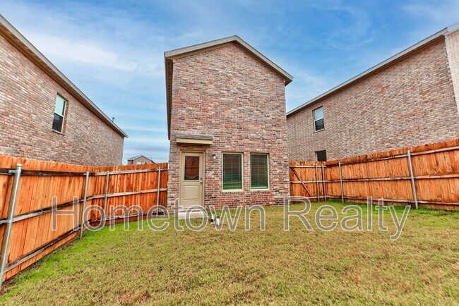 Building Photo - 3302 NW 148th St