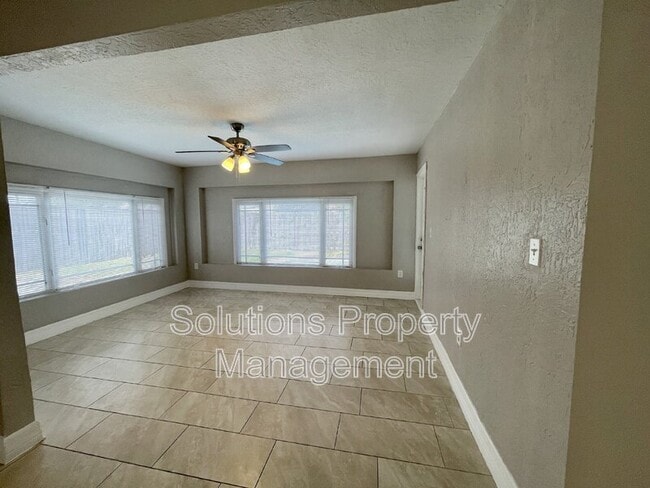 Building Photo - 2684 Pepper Ave