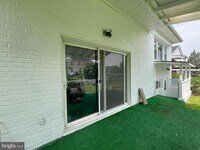 Building Photo - 10209 Douglas Ave
