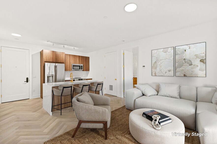 Building Photo - 100 E Putnam Ave