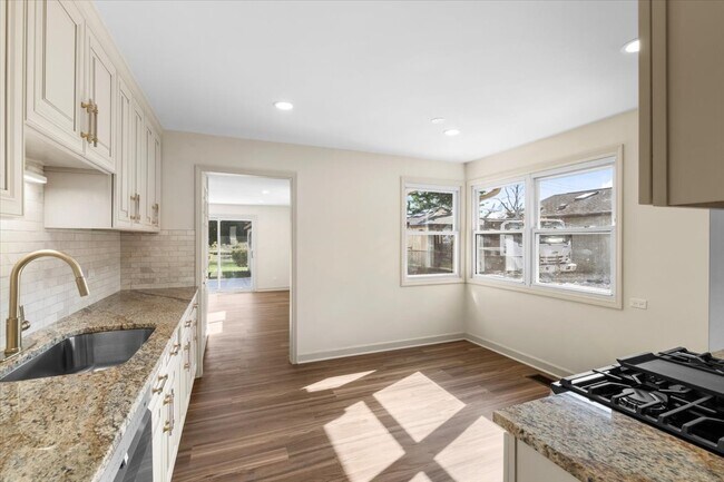 Building Photo - 3604 Owl Dr
