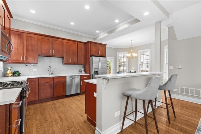 Building Photo - 1334 Wilmette Ave