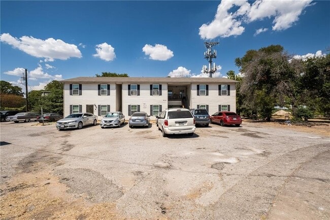 Building Photo - 6110 Wheless Cove