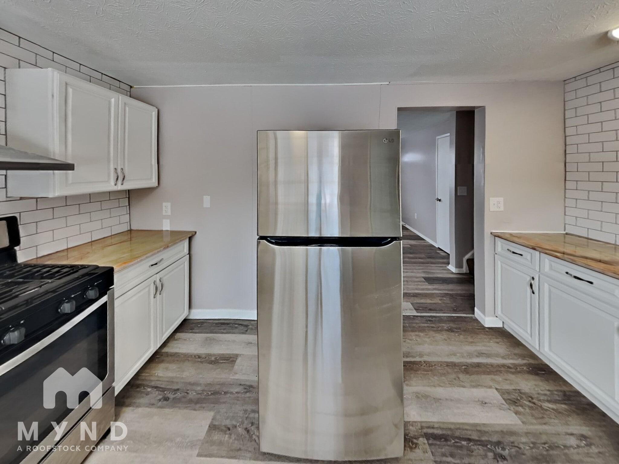 Building Photo - 2270 Cardston Dr