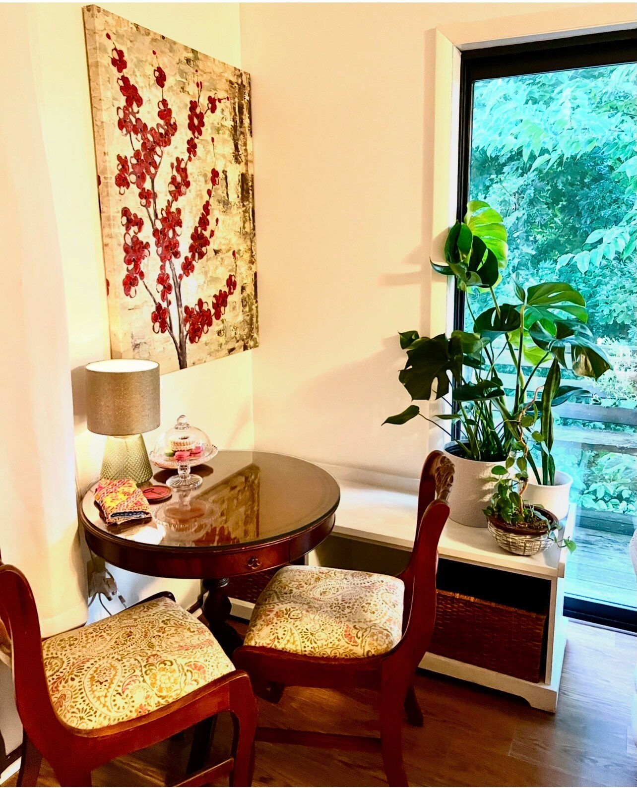 Dinner table with a view - 33 Pleasant St