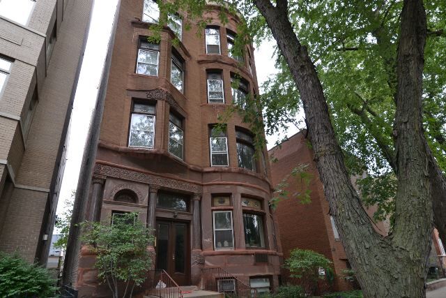 Primary Photo - 626 W Wellington Ave