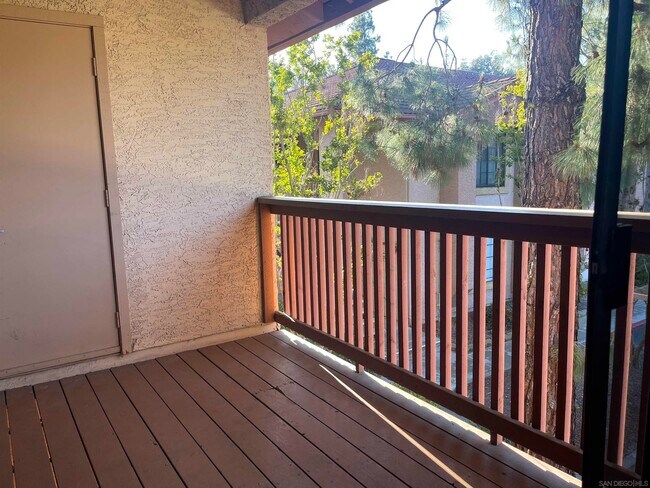 Building Photo - 12047 Alta Carmel Ct