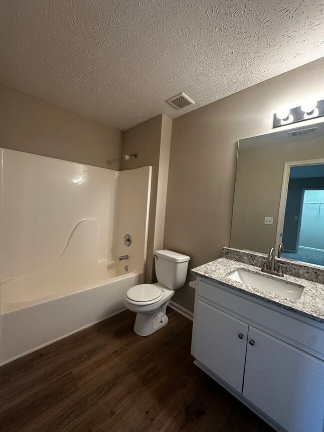 Building Photo - Multi-Family in Douglasville