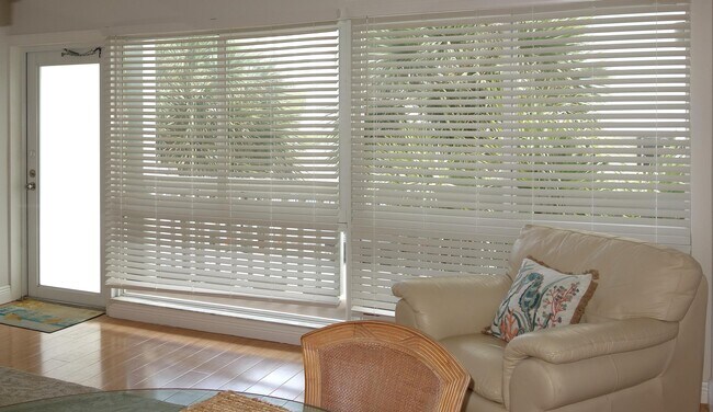 Building Photo - 2020 Terra Mar Dr