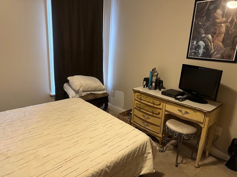 Bedroom 2 - 3019 Northern Falcon Ridge Dr