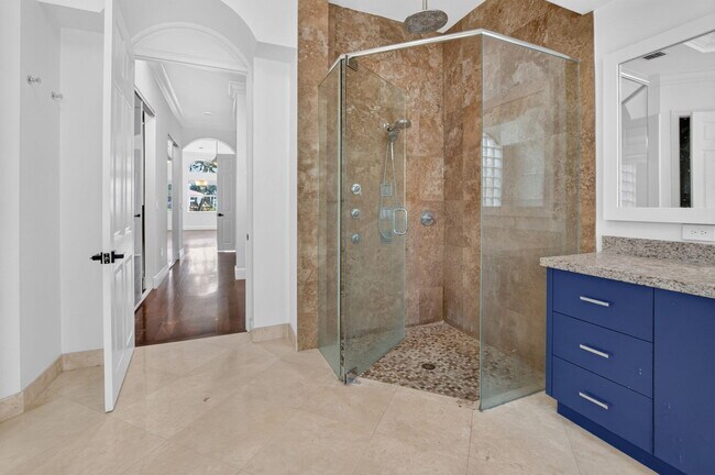Building Photo - 9511 Savona Winds Dr