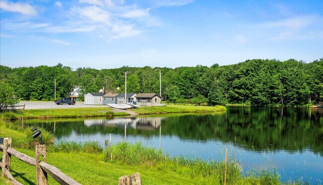 Building Photo - 223 Paxinos Dr