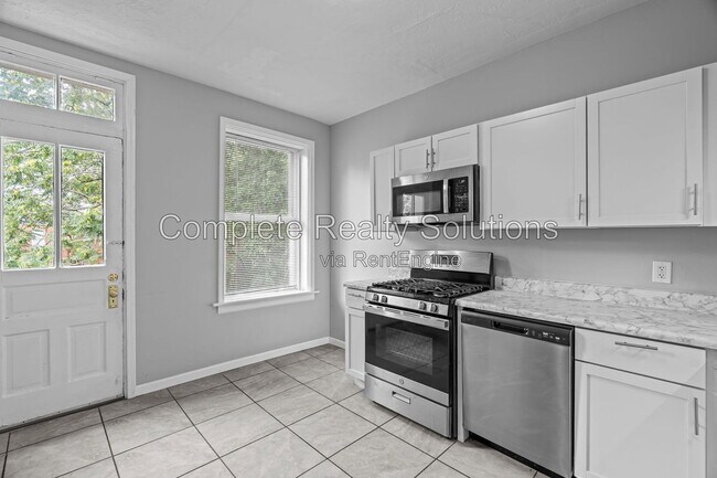 Building Photo - 4109 Hartford St