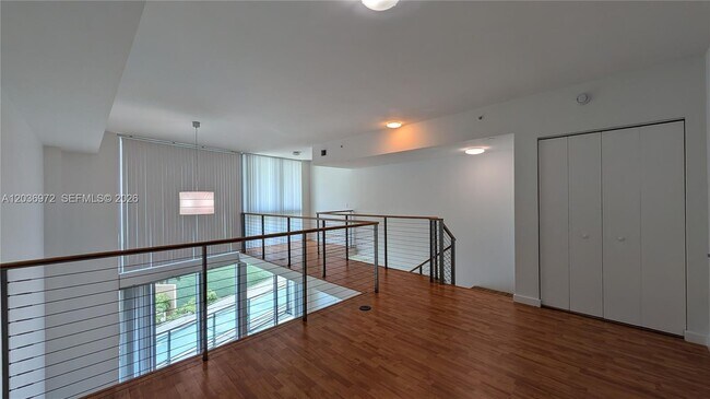 Building Photo - 350 S Miami Ave