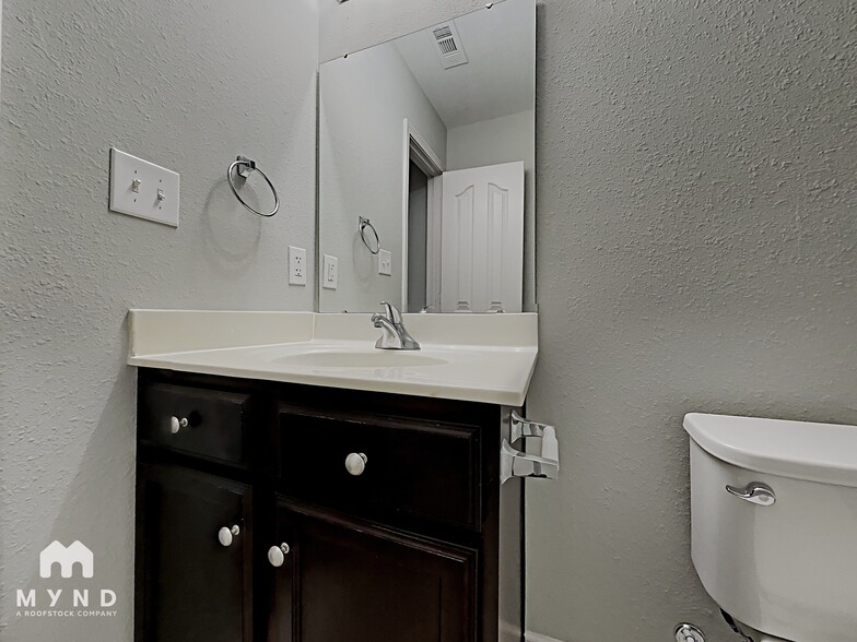 Building Photo - 3204 Victoria Brook Ln