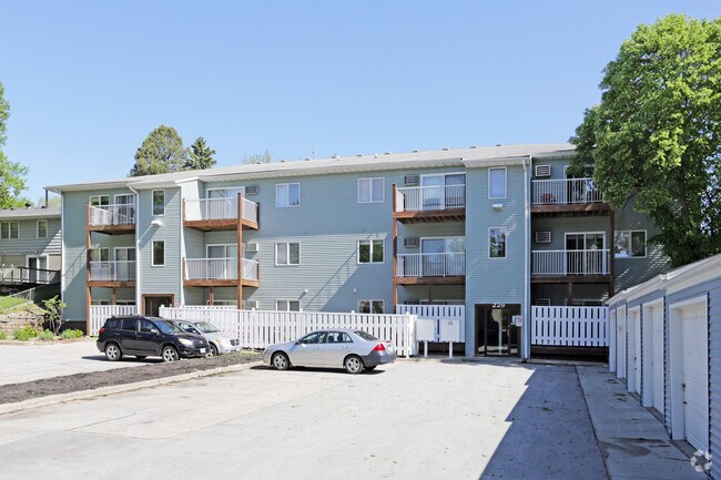Maple Glen Ames, IA Apartment Finder