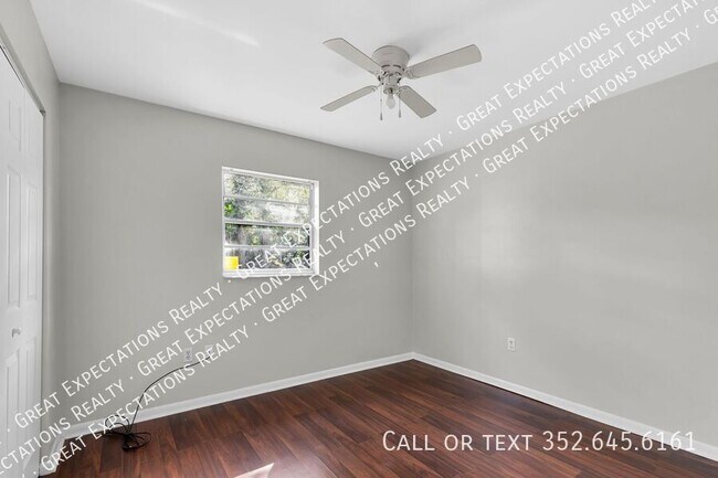 Building Photo - 1884 NE 77th St