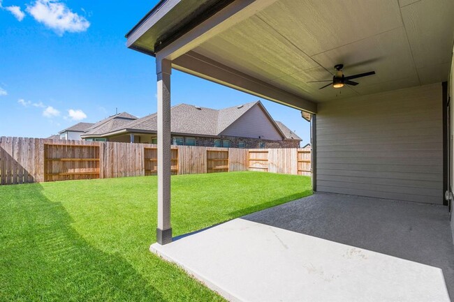Building Photo - 14377 Cedar Shadow Dr