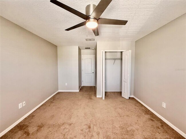 Building Photo - 13242 Wellington Hills Dr