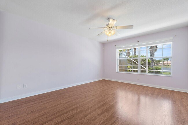 Building Photo - 9083 SE Hawks Nest Ct