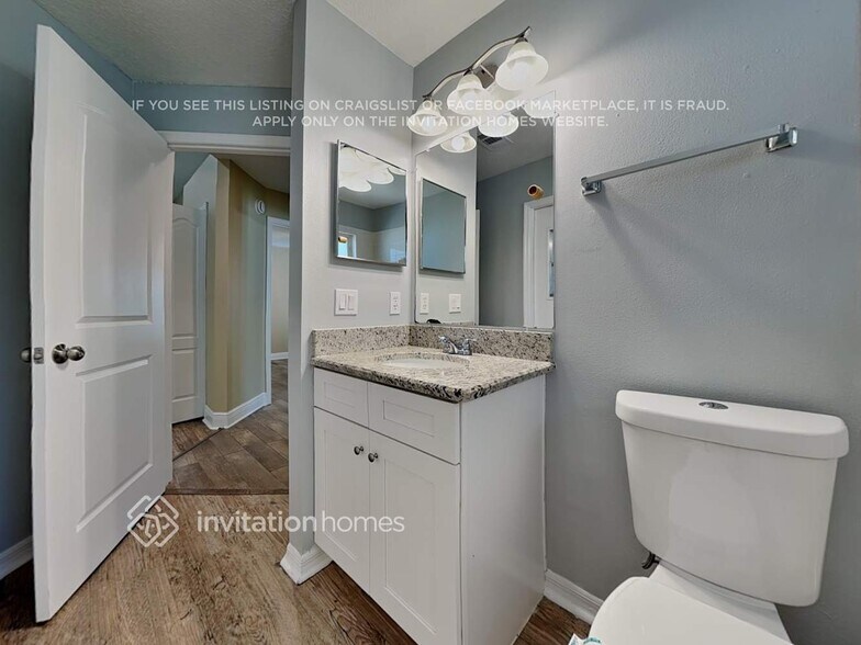 Building Photo - 3169 Floral Way E