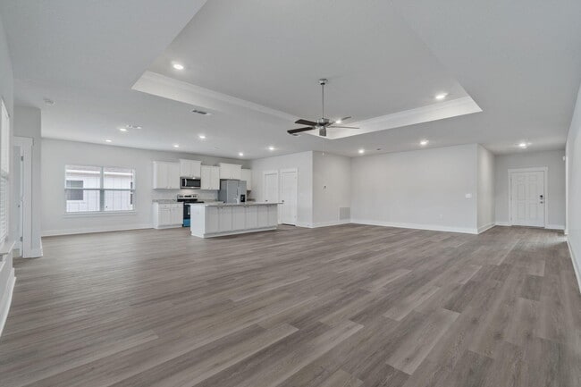 Building Photo - 6616 Forest Bay Ave