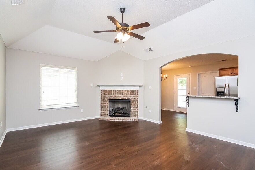 Building Photo - 9450 Eckley Pl