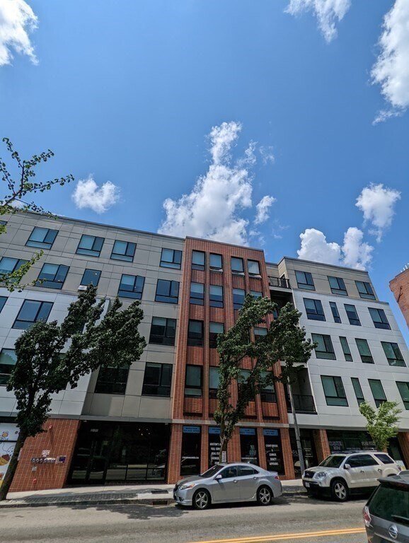 Building Photo - 3193 Washington St